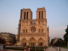  coucher de soleil sur Notre-Dame, belle lumière d'un soir d'été.